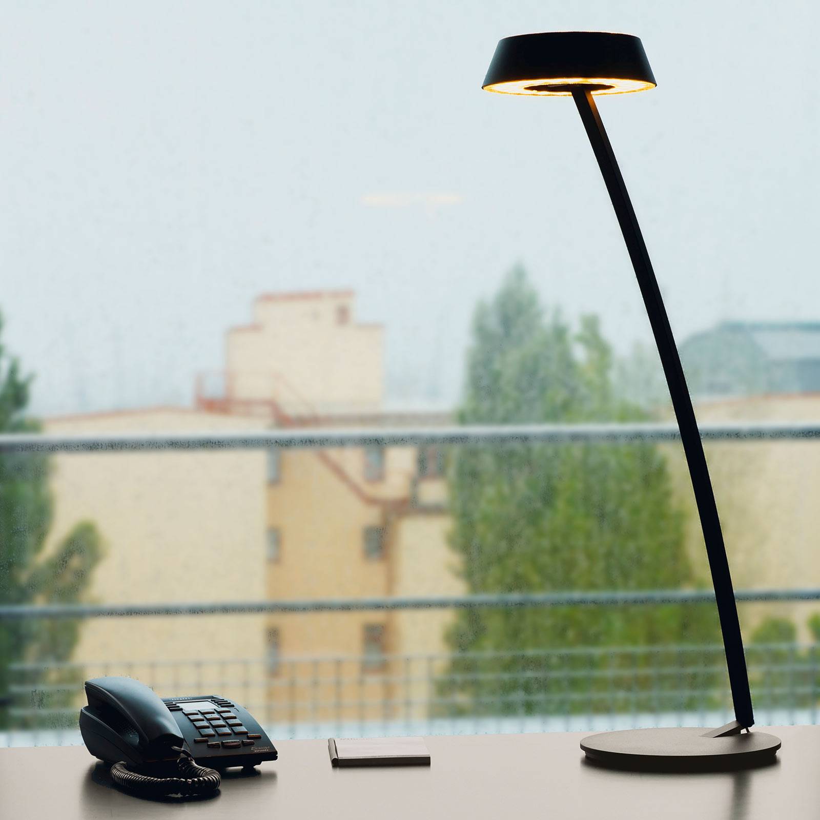 OLIGO Glance LED stolní lampa oblouk černá matná